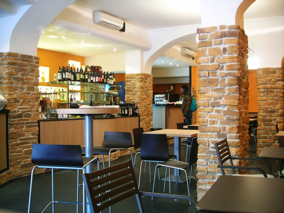 Cafe Tavan Dekorasyonu Fikirleri için 2. farklı uygulama örneği