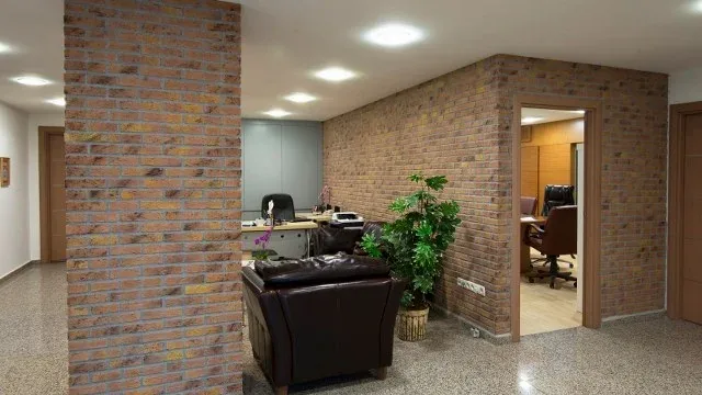 Küçük Ofis Dekorasyonu için 2. farklı uygulama örneği